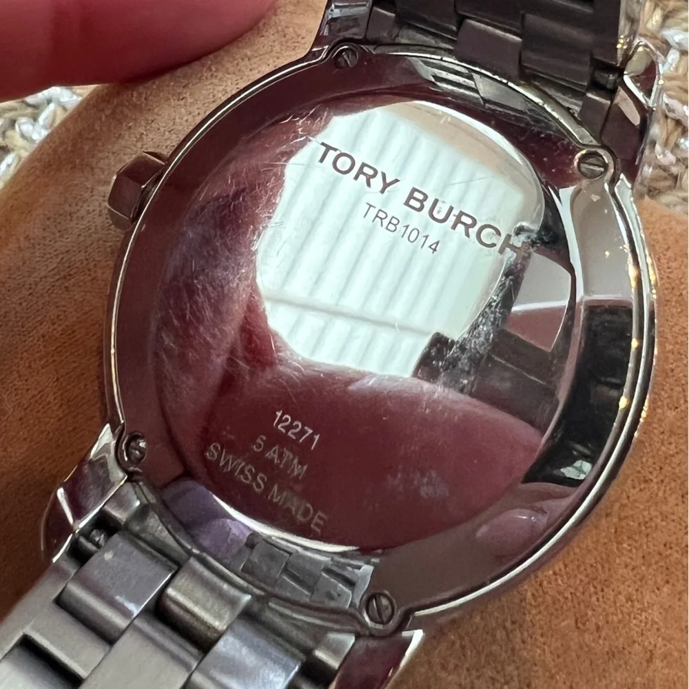 Tory Burch cream dial two tone date steel quartz women’s watch jewelry TRB1014